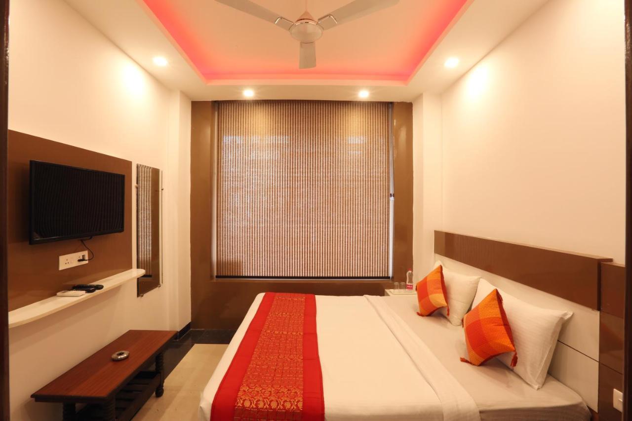 Hotel Ark Suites At Airport Нью-Дели Экстерьер фото