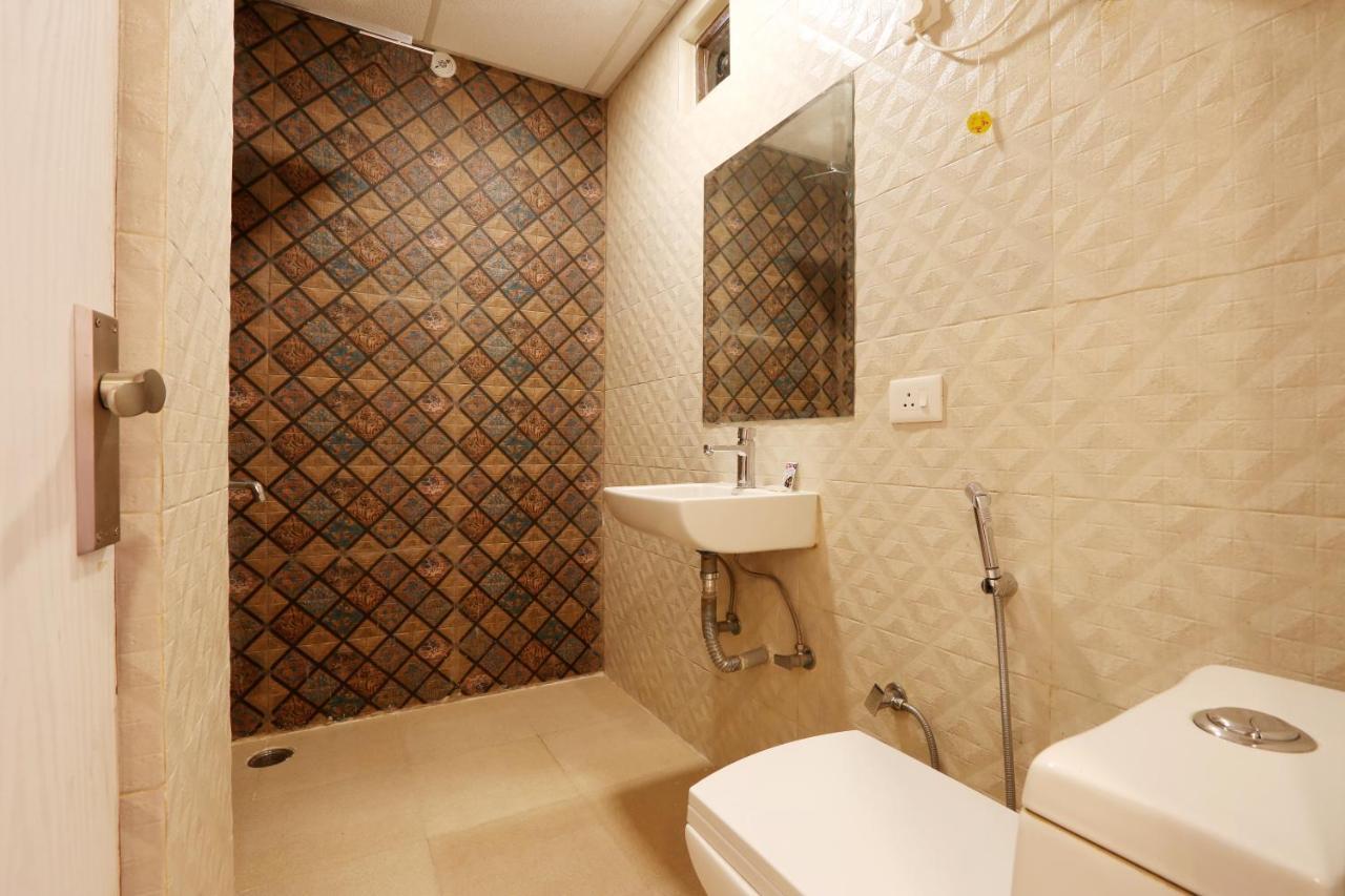 Hotel Ark Suites At Airport Нью-Дели Экстерьер фото