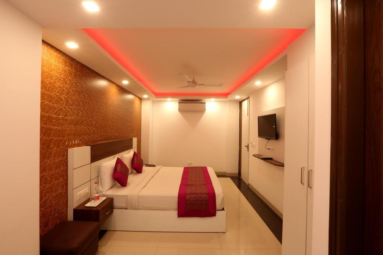 Hotel Ark Suites At Airport Нью-Дели Экстерьер фото