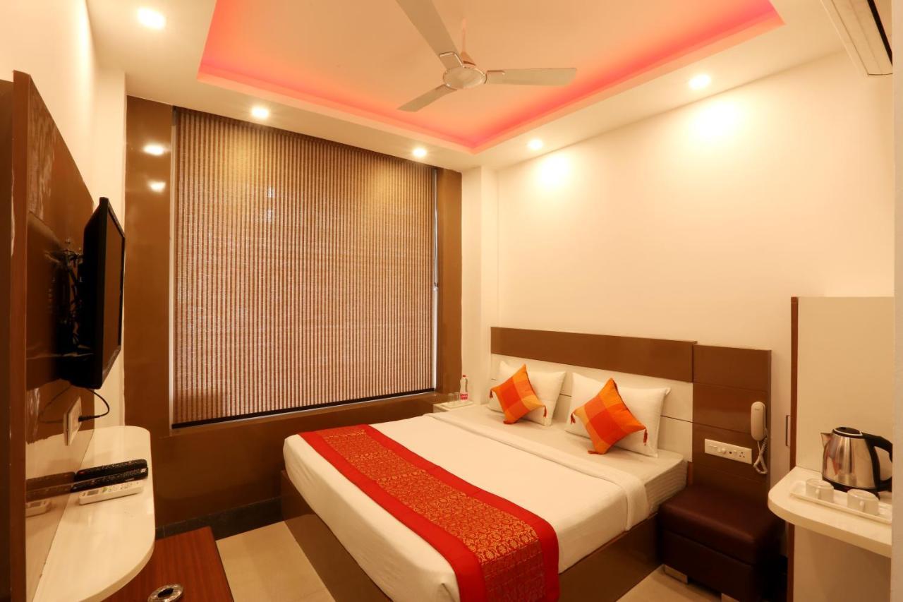 Hotel Ark Suites At Airport Нью-Дели Экстерьер фото
